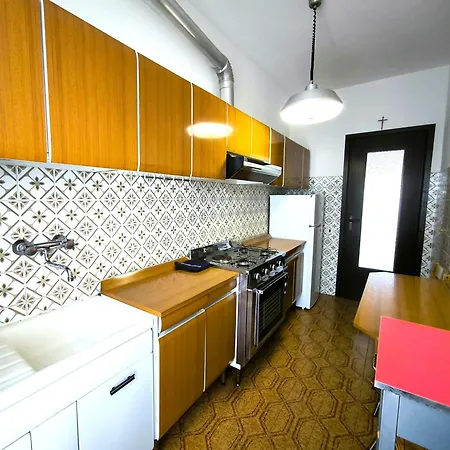 Bellavista Apartment *
